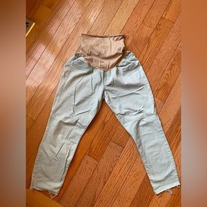 Jessica Simpson MATERNITY full panel, cropped, raw hem